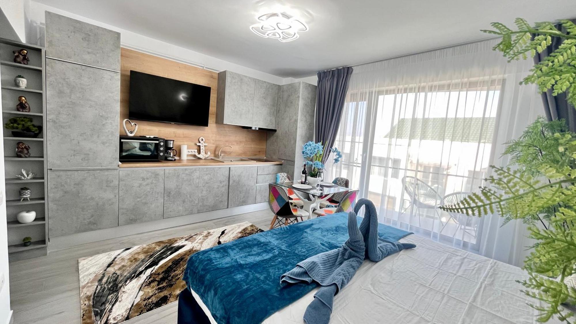 Cosmopolitan - Studio Pe Plaja Cu Vedere La Mare & Loc Parcare Gratis Năvodari Exterior foto